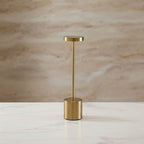 Luminária de Mesa em Led Recarregável Dourada Modelo Orbi