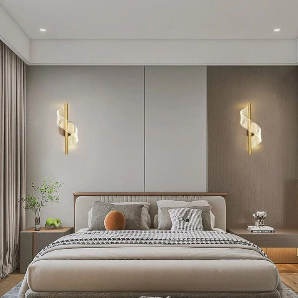 Luminária de Parede Decorativa Dourada Spira